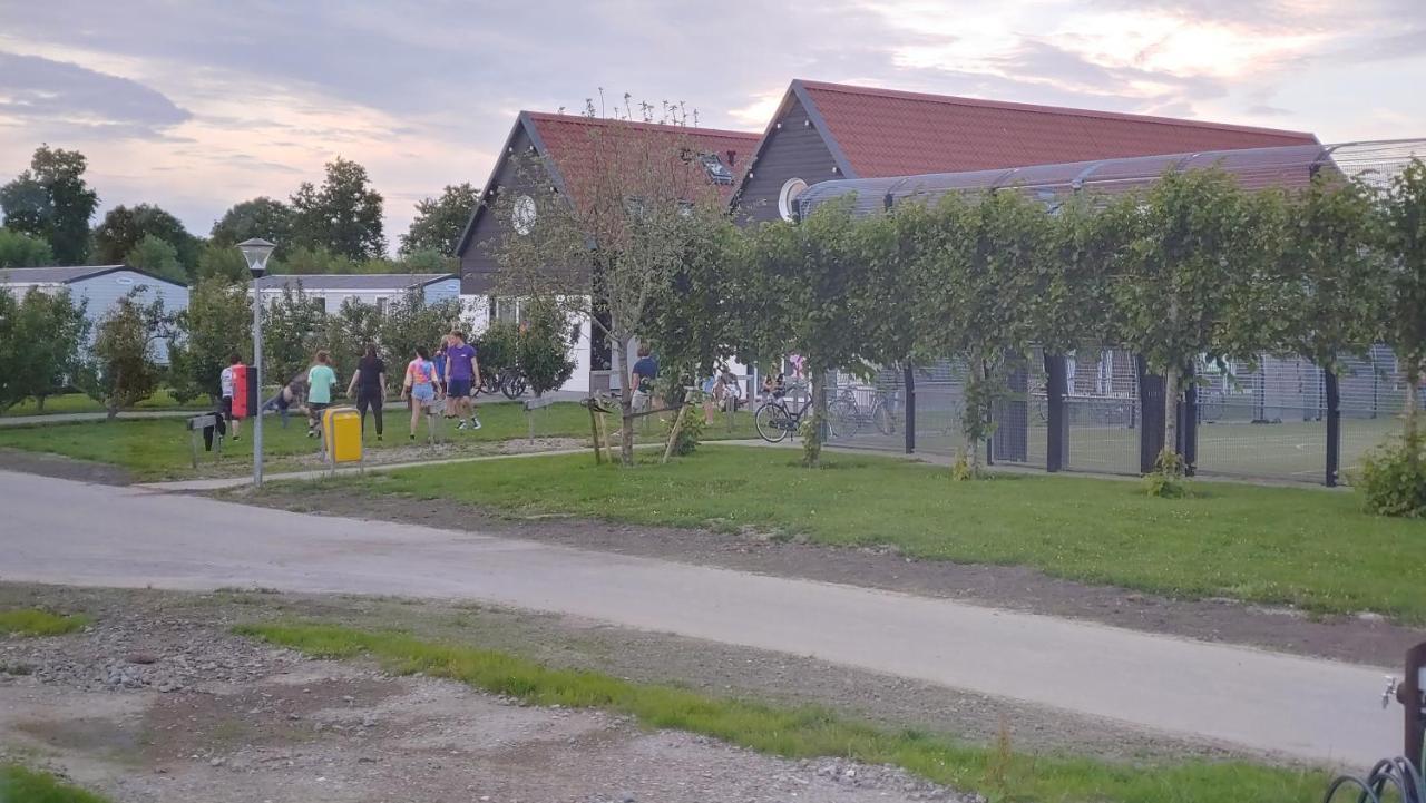Chalet M44 Oostkapelle Eksteriør bilde