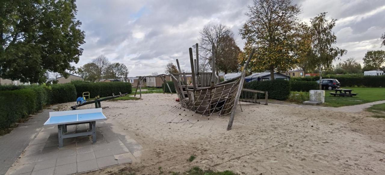 Chalet M44 Oostkapelle Eksteriør bilde